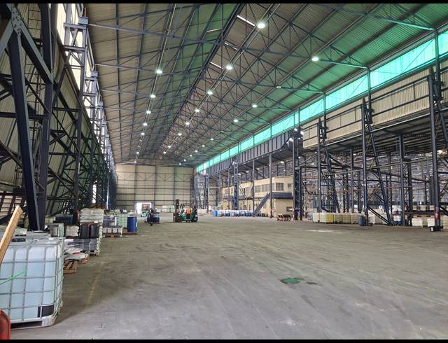21,015M² WAREHOUSE FOR SALE IN ANDERBOLT